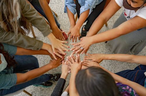 long distance parents finding support and community through shared experience